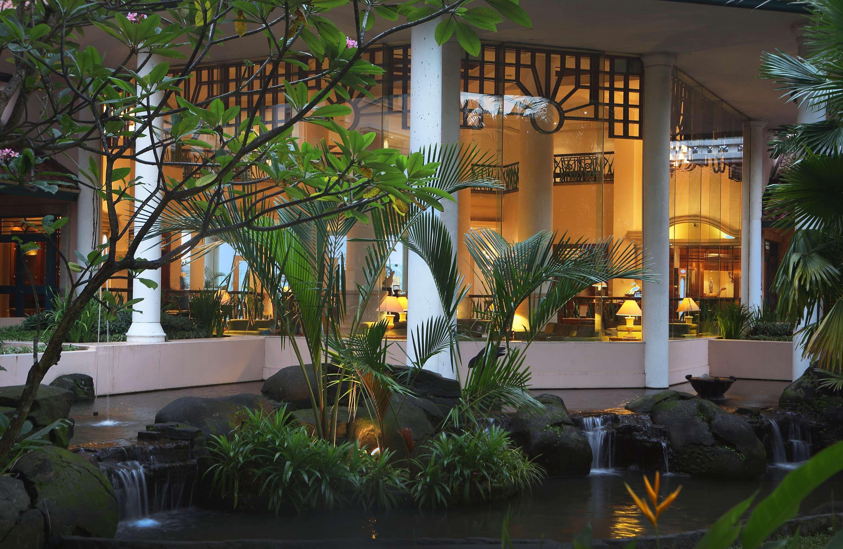 Melia Purosani Yogyakarta Hotel Exterior foto